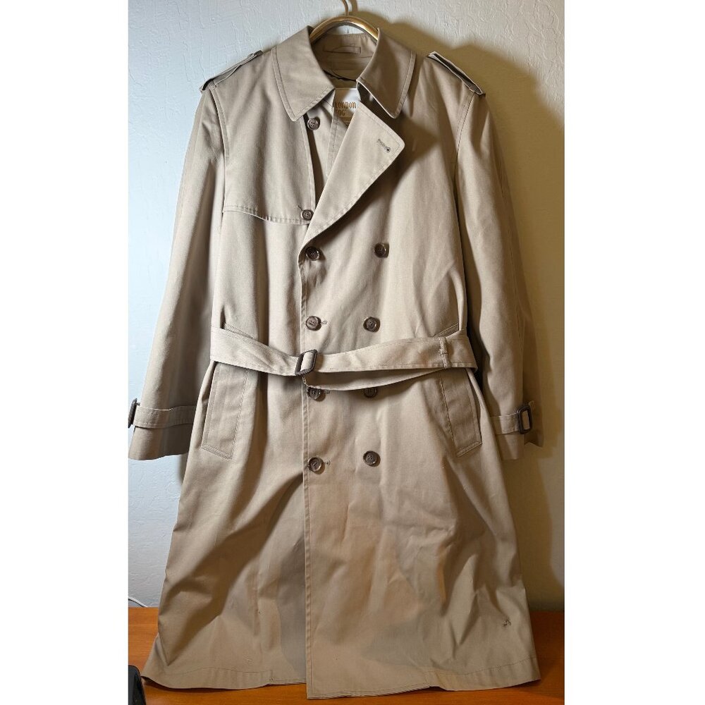 Vintage London Fog Trench Coat Men’s 38 Regular Beige Belted USA Made